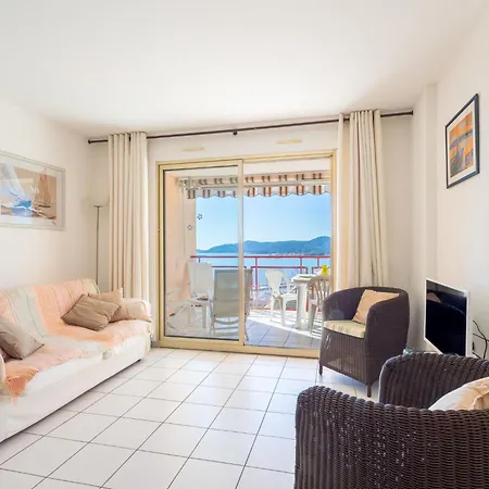 Les Mandariniers By Interhome Lägenhet